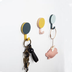 Móc Dán Tường Xoay 360 Độ, Móc Treo Tường Đa Năng, Nhỏ Gọn, Tiện Dụng Treo Đồ Trong Gia Đình, TakyShop 2231 5 3 18